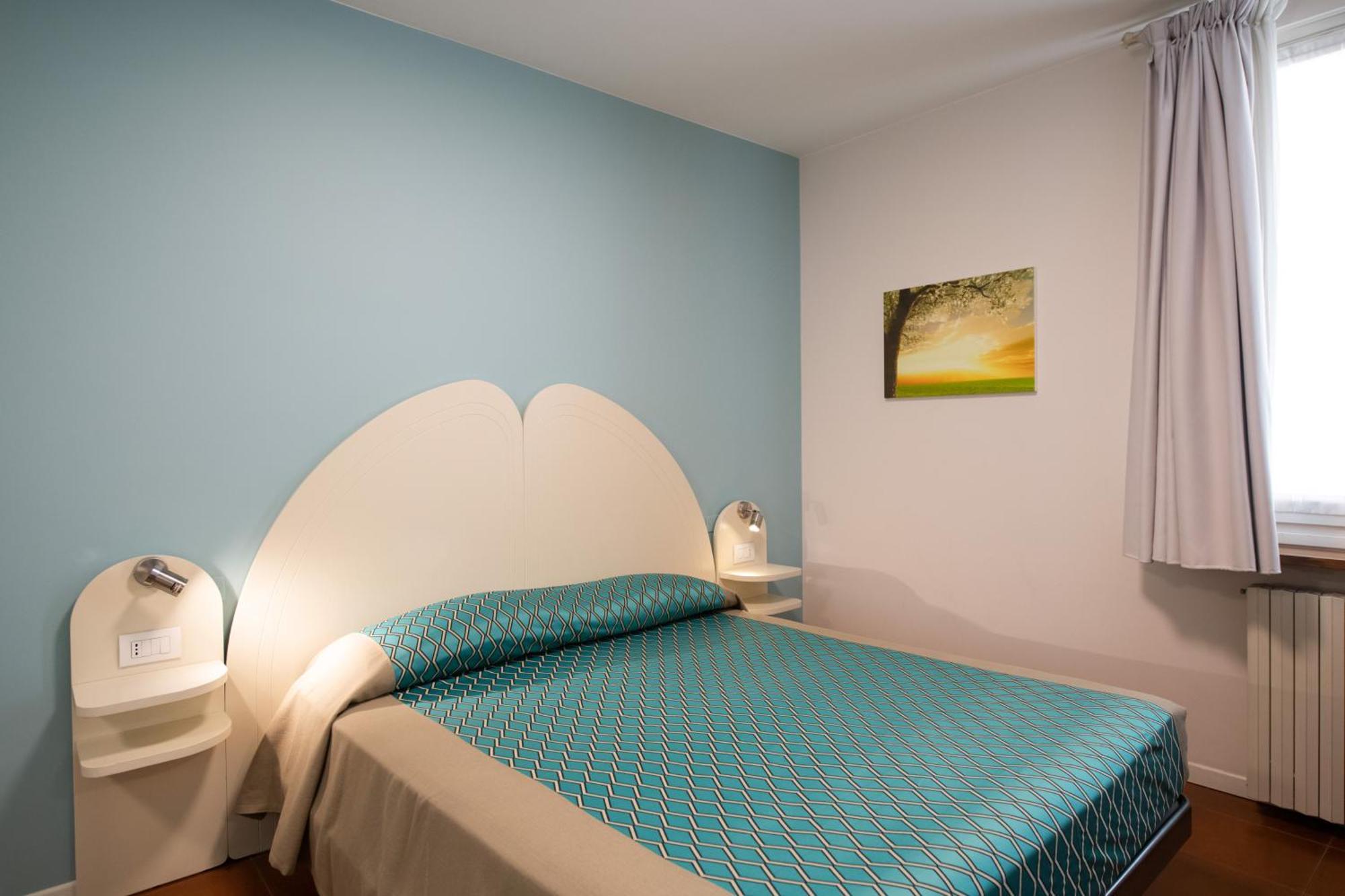 Alessi Appartamenti Desenzano del Garda Ngoại thất bức ảnh