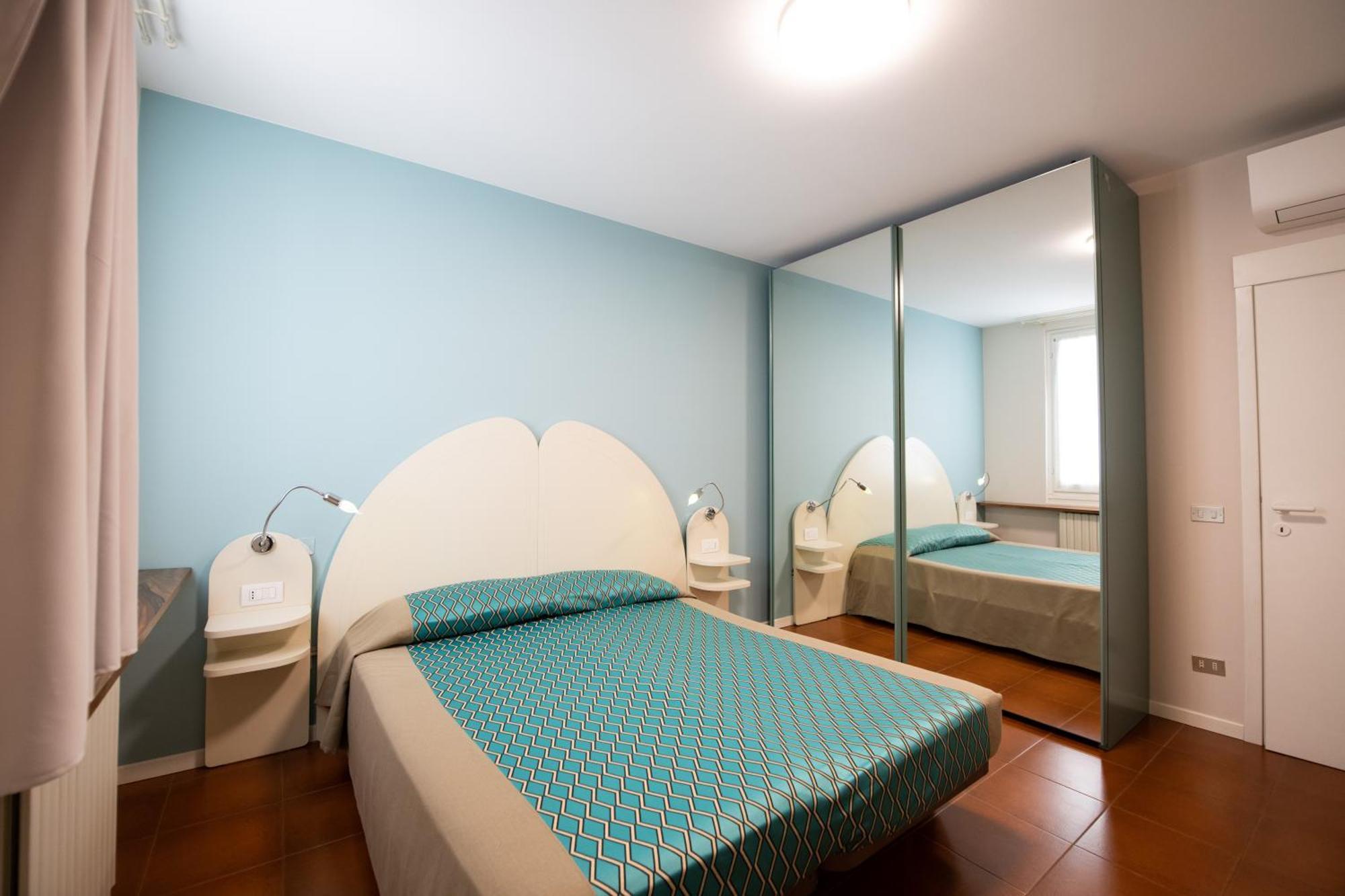 Alessi Appartamenti Desenzano del Garda Ngoại thất bức ảnh