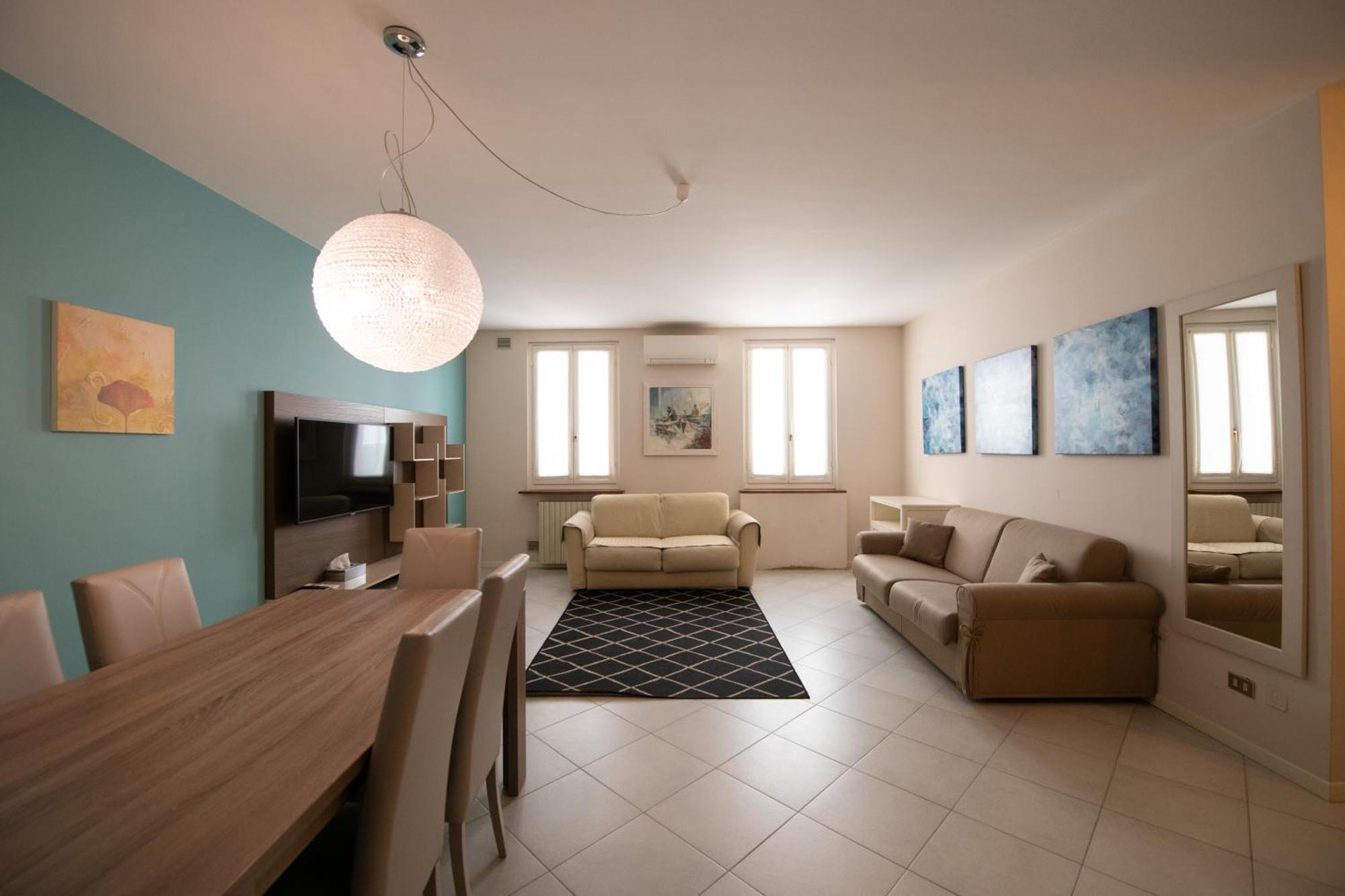 Alessi Appartamenti Desenzano del Garda Ngoại thất bức ảnh