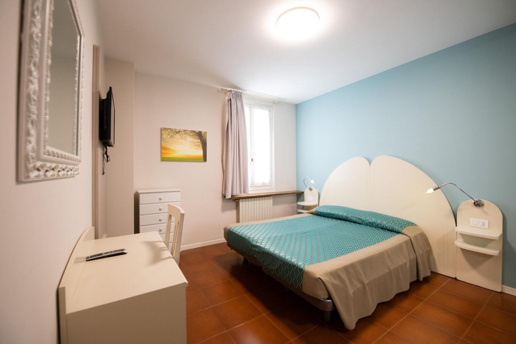 Alessi Appartamenti Desenzano del Garda Ngoại thất bức ảnh