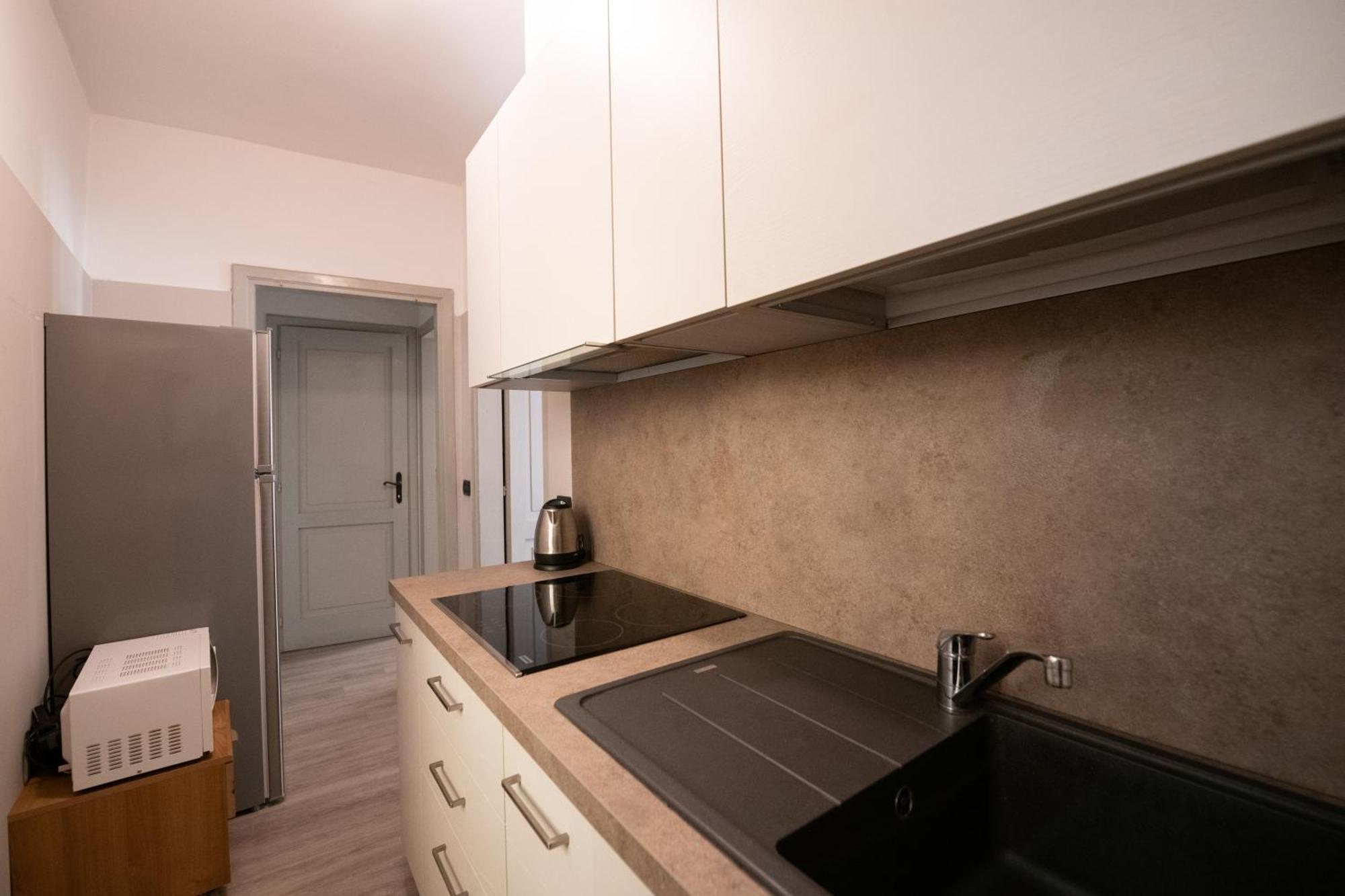 Alessi Appartamenti Desenzano del Garda Ngoại thất bức ảnh